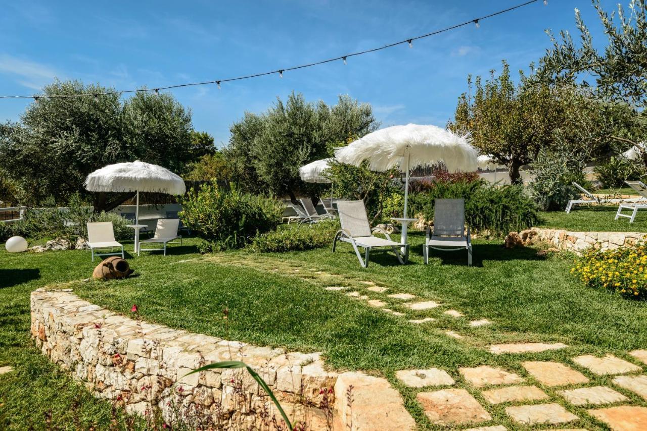 Relais Il Trullo Della Rupe Hotel Ostuni Bagian luar foto