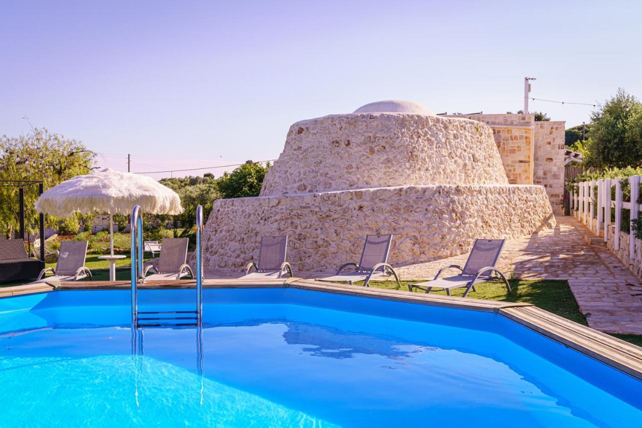 Relais Il Trullo Della Rupe Hotel Ostuni Bagian luar foto