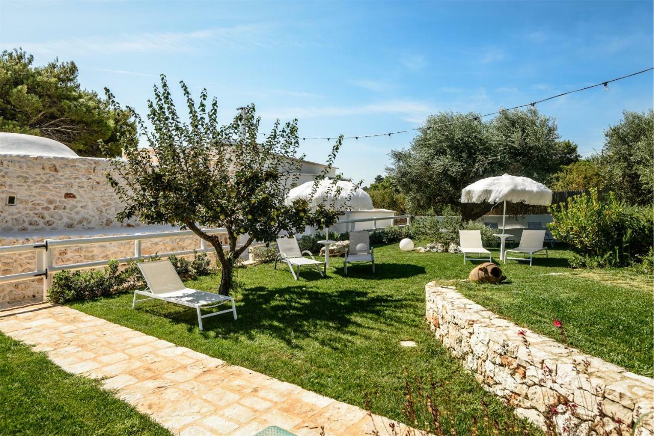 Relais Il Trullo Della Rupe Hotel Ostuni Bagian luar foto