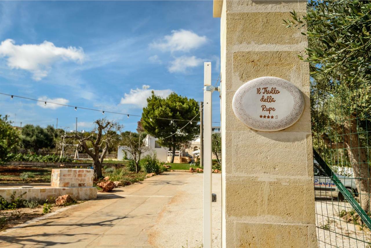 Relais Il Trullo Della Rupe Hotel Ostuni Bagian luar foto