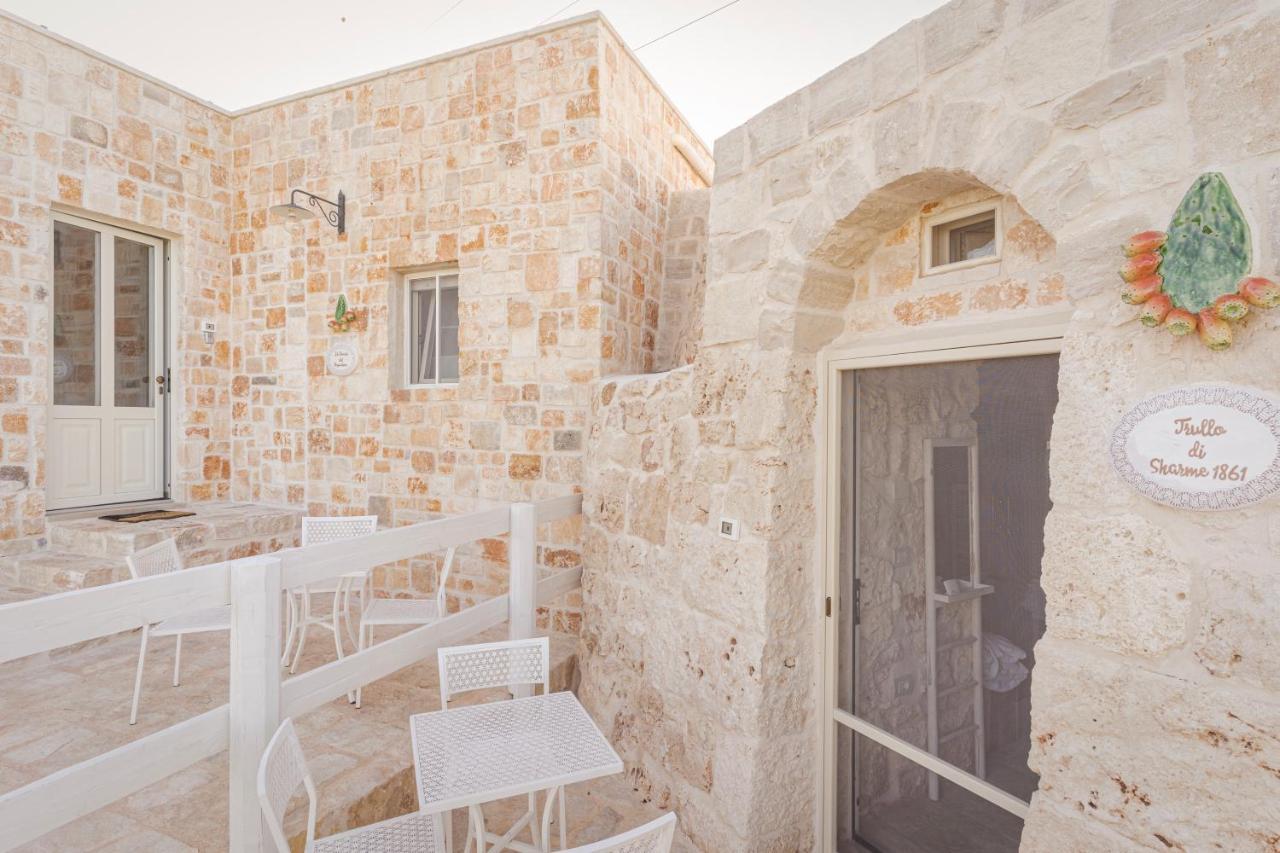 Relais Il Trullo Della Rupe Hotel Ostuni Bagian luar foto